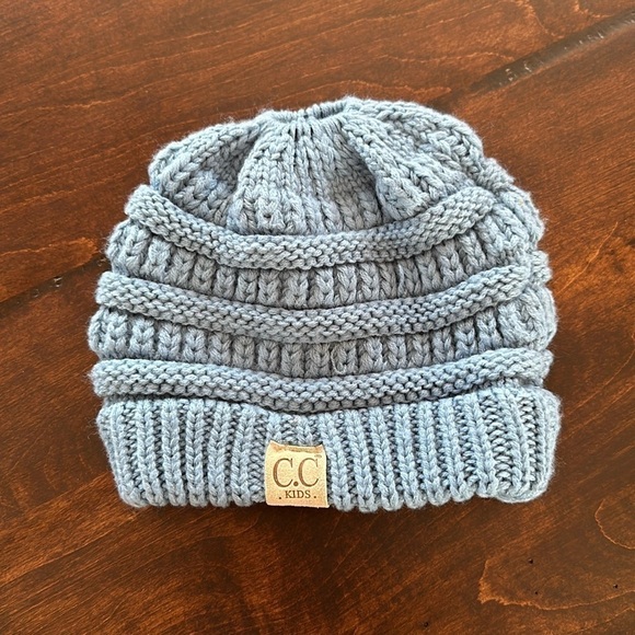 C.C Kids Beanie PonyTail Beanie Knit - Picture 1 of 6